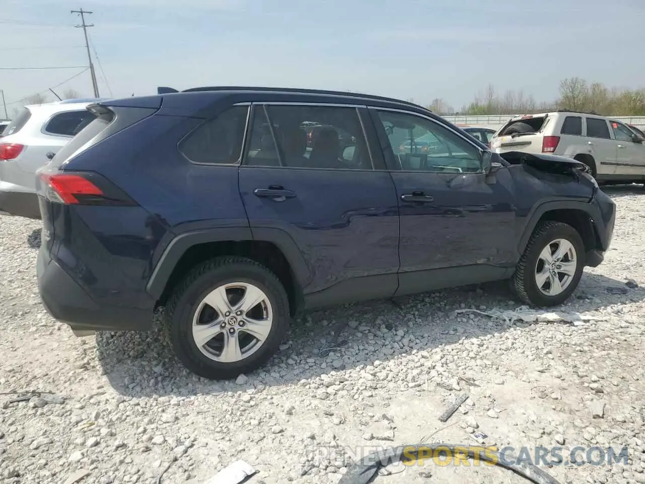 3 Photograph of a damaged car 2T3P1RFV3MW182684 TOYOTA RAV4 2021