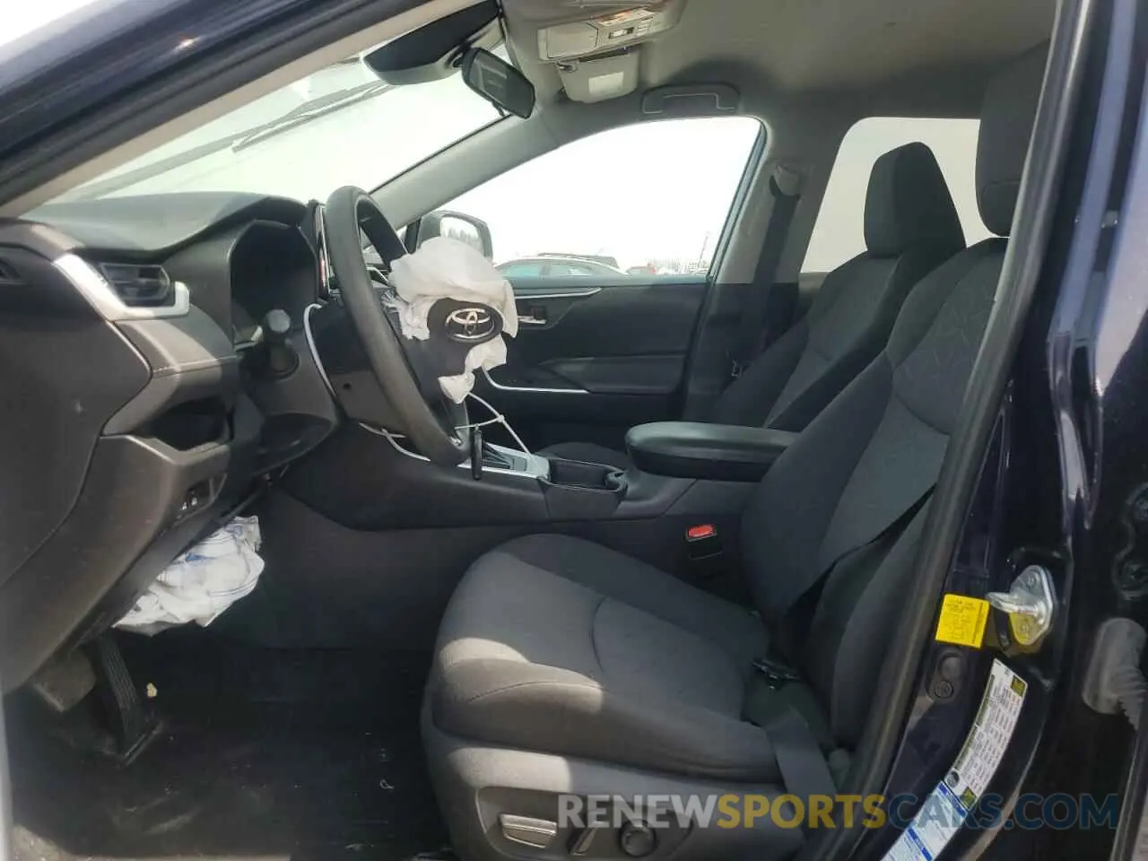 7 Photograph of a damaged car 2T3P1RFV3MW182684 TOYOTA RAV4 2021