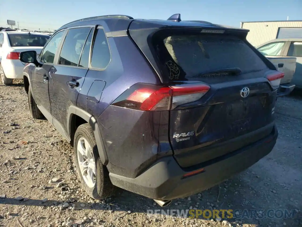 3 Photograph of a damaged car 2T3P1RFV3MW186833 TOYOTA RAV4 2021