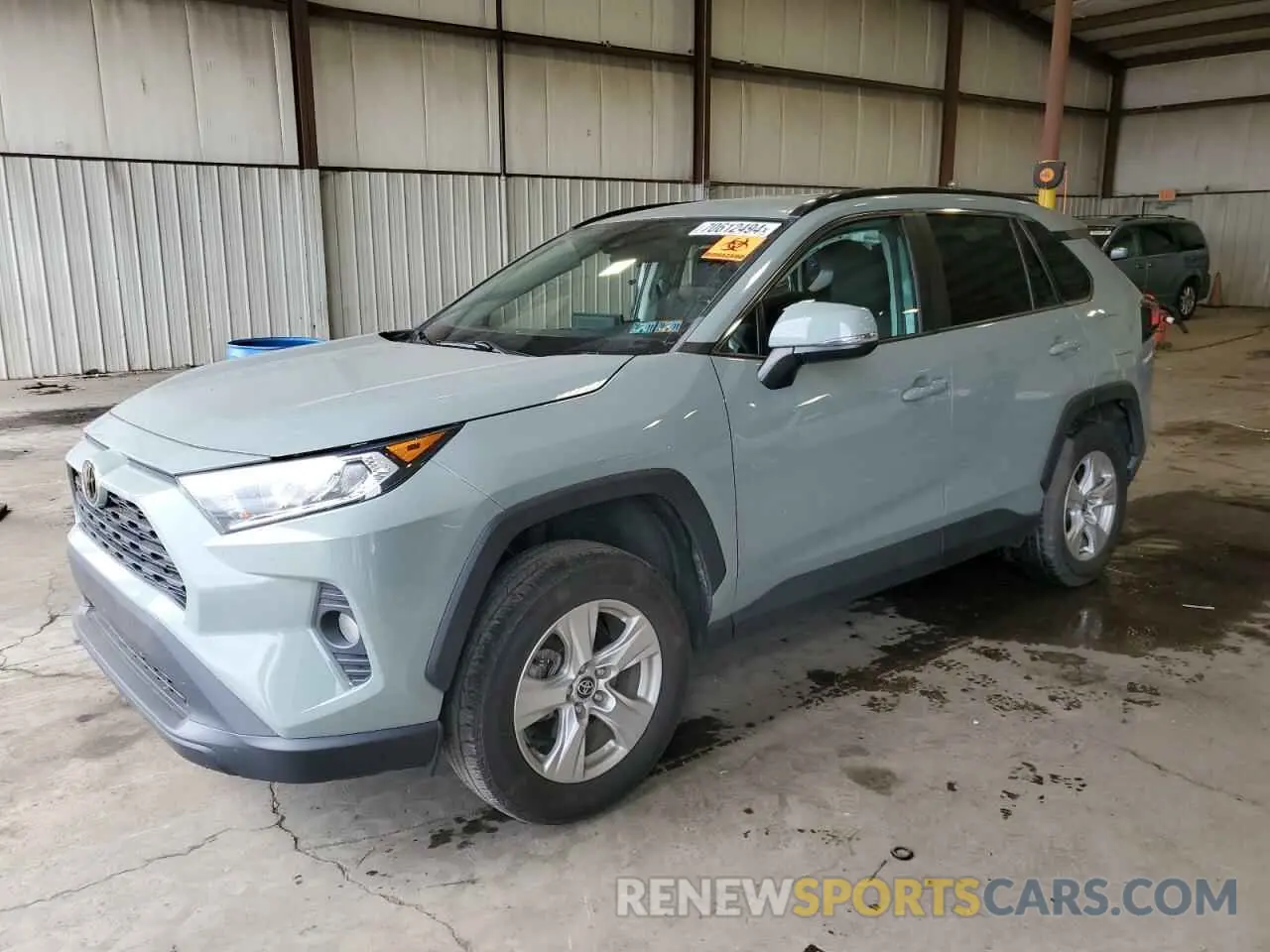 1 Photograph of a damaged car 2T3P1RFV3MW193832 TOYOTA RAV4 2021