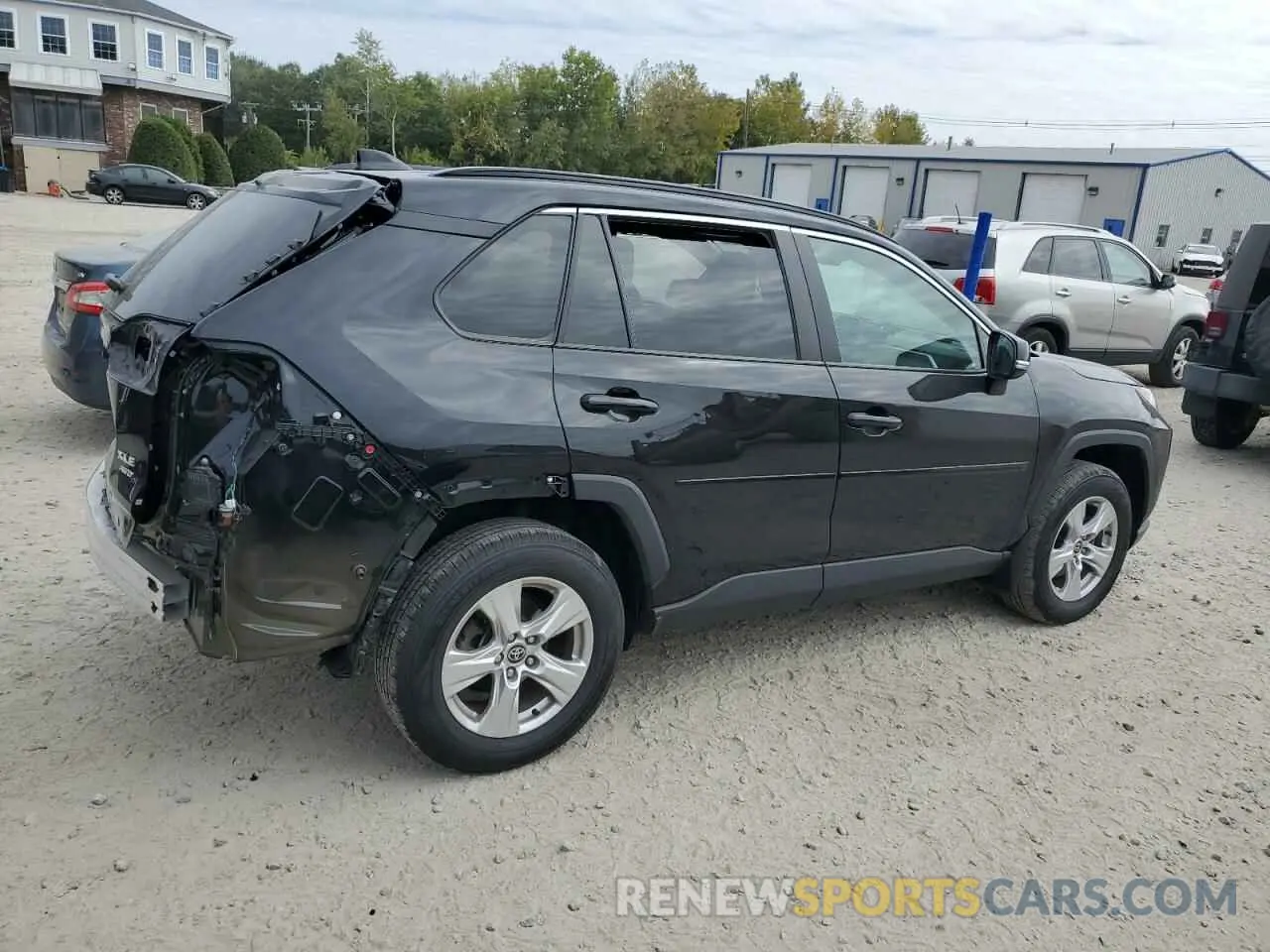 3 Photograph of a damaged car 2T3P1RFV3MW197296 TOYOTA RAV4 2021