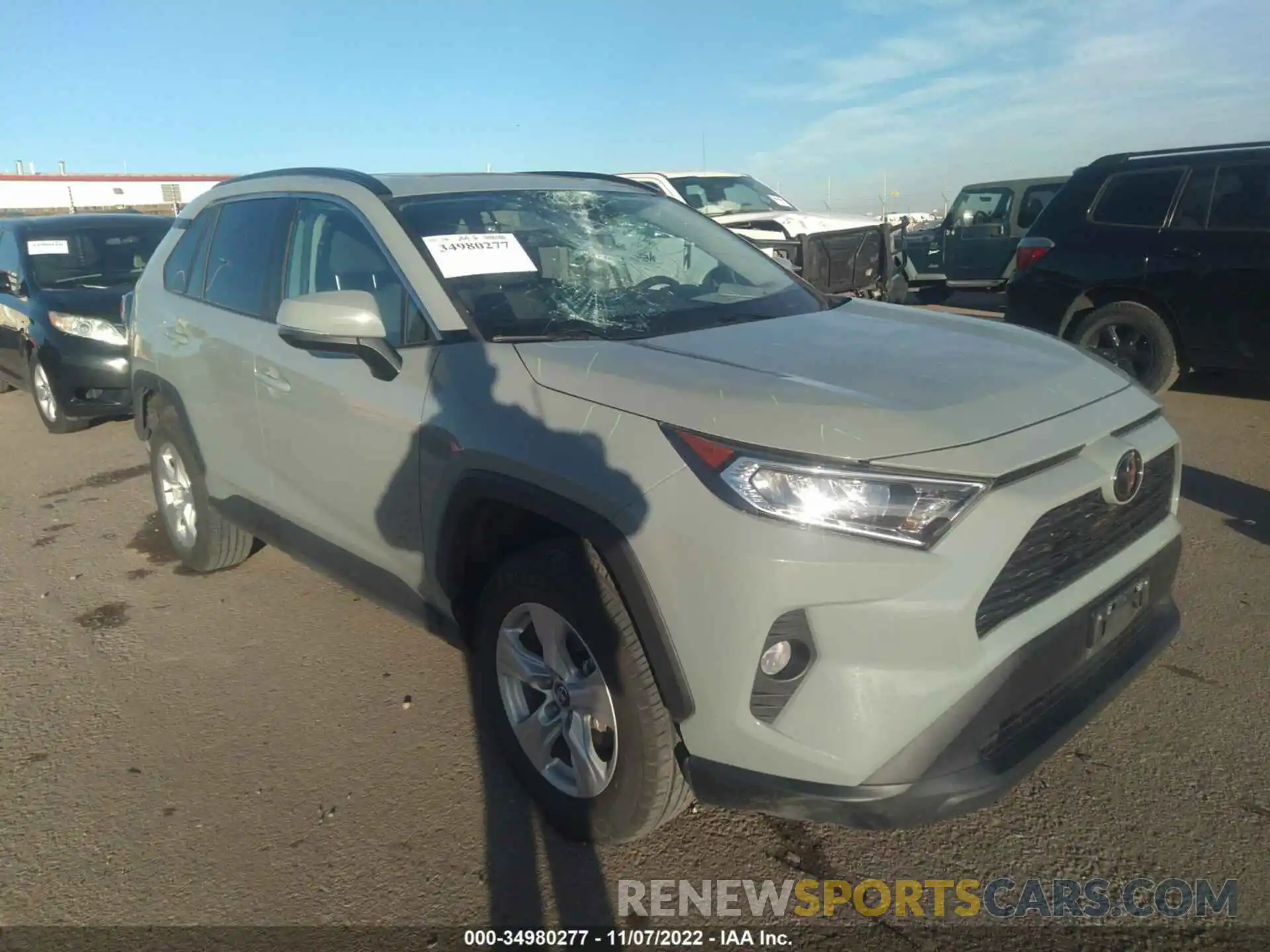 1 Photograph of a damaged car 2T3P1RFV4MC143846 TOYOTA RAV4 2021