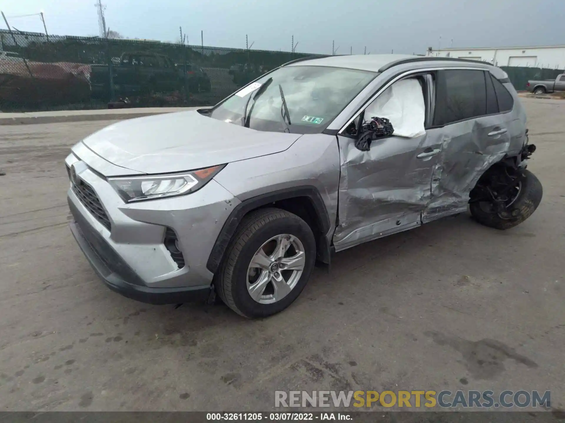 2 Photograph of a damaged car 2T3P1RFV4MC166642 TOYOTA RAV4 2021