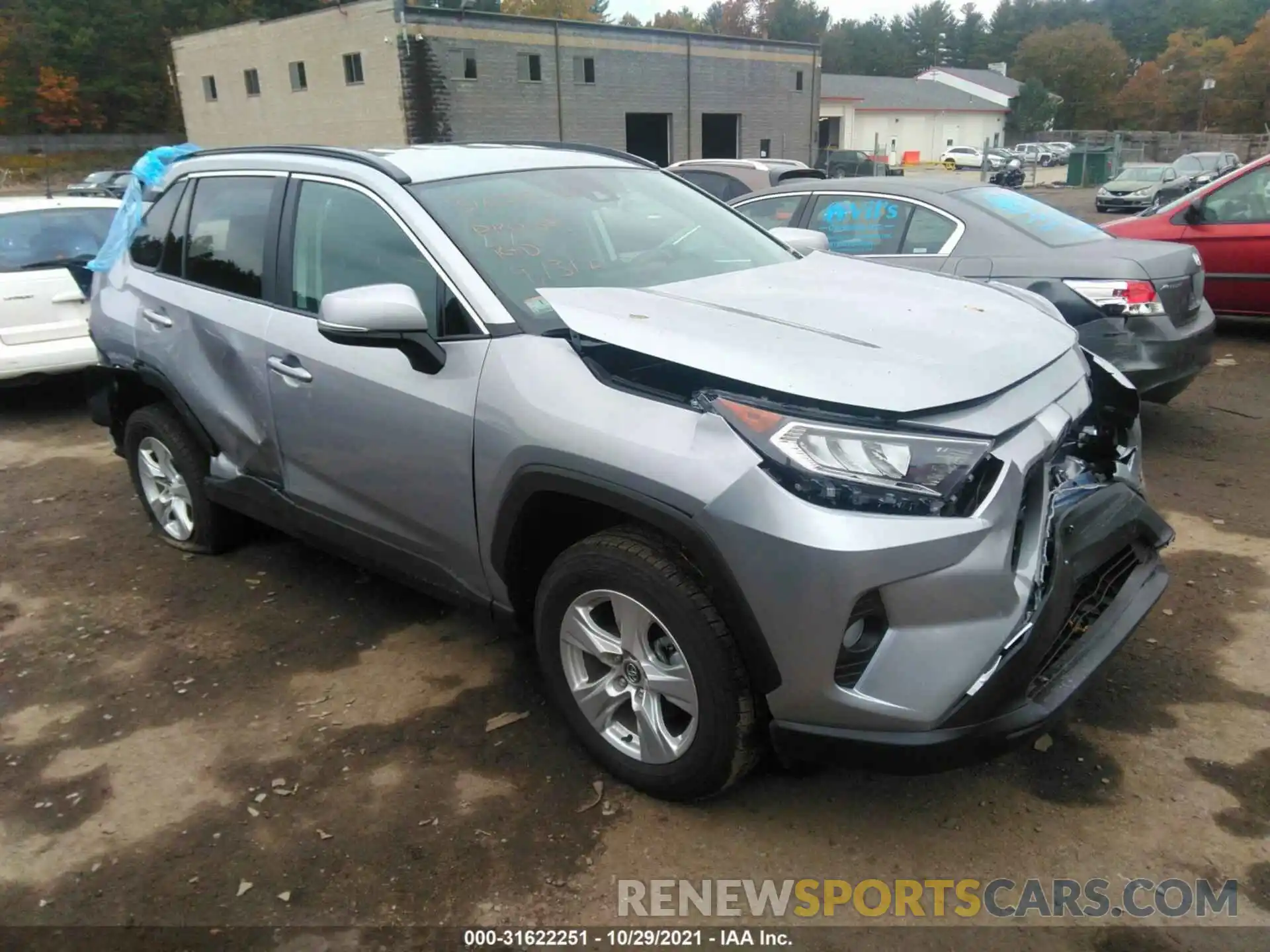 1 Photograph of a damaged car 2T3P1RFV4MC167791 TOYOTA RAV4 2021