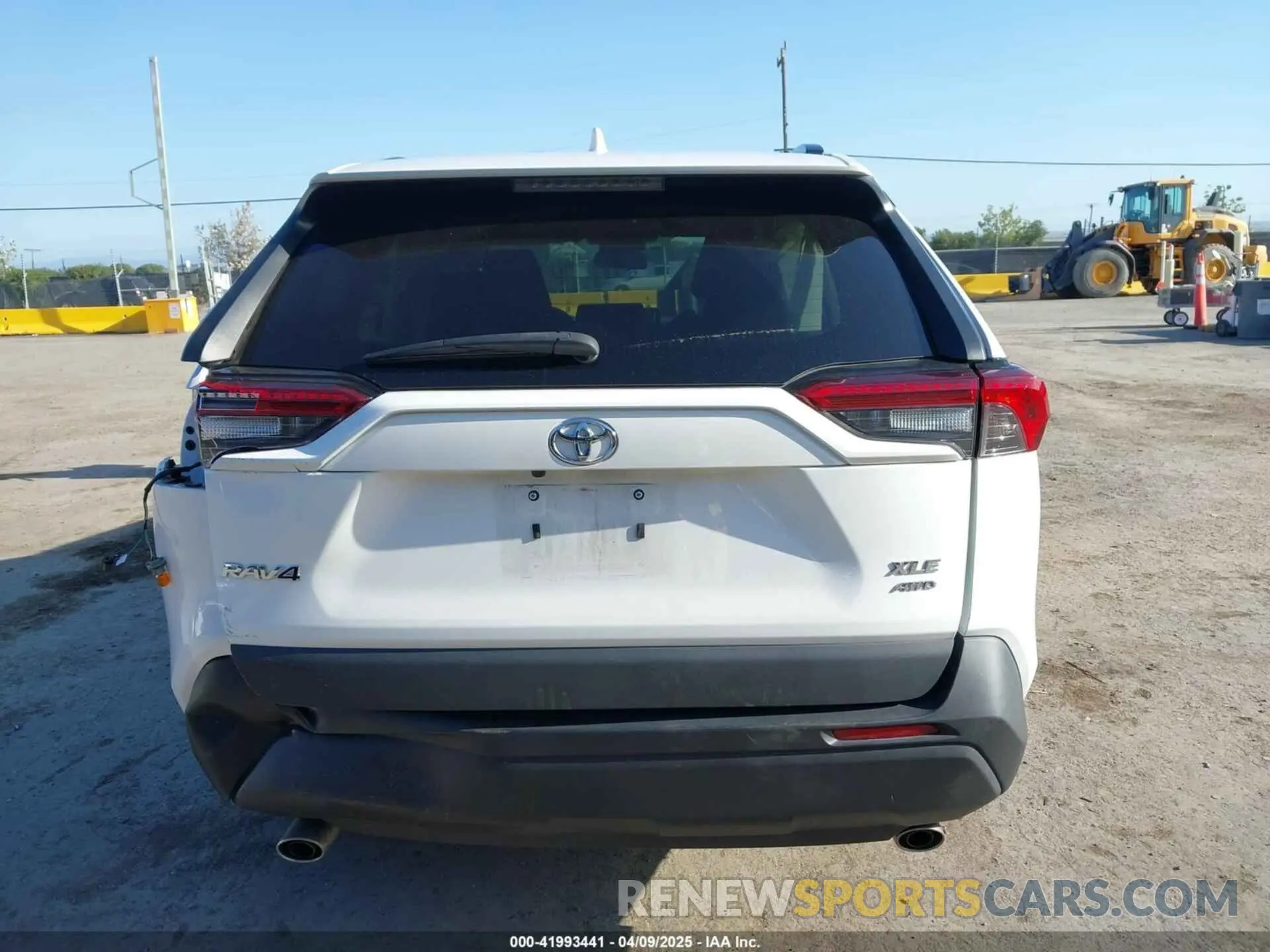 17 Photograph of a damaged car 2T3P1RFV4MC176328 TOYOTA RAV4 2021