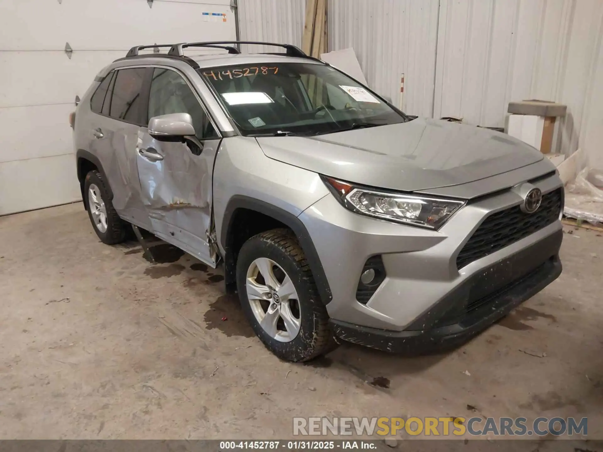 1 Photograph of a damaged car 2T3P1RFV4MC177270 TOYOTA RAV4 2021