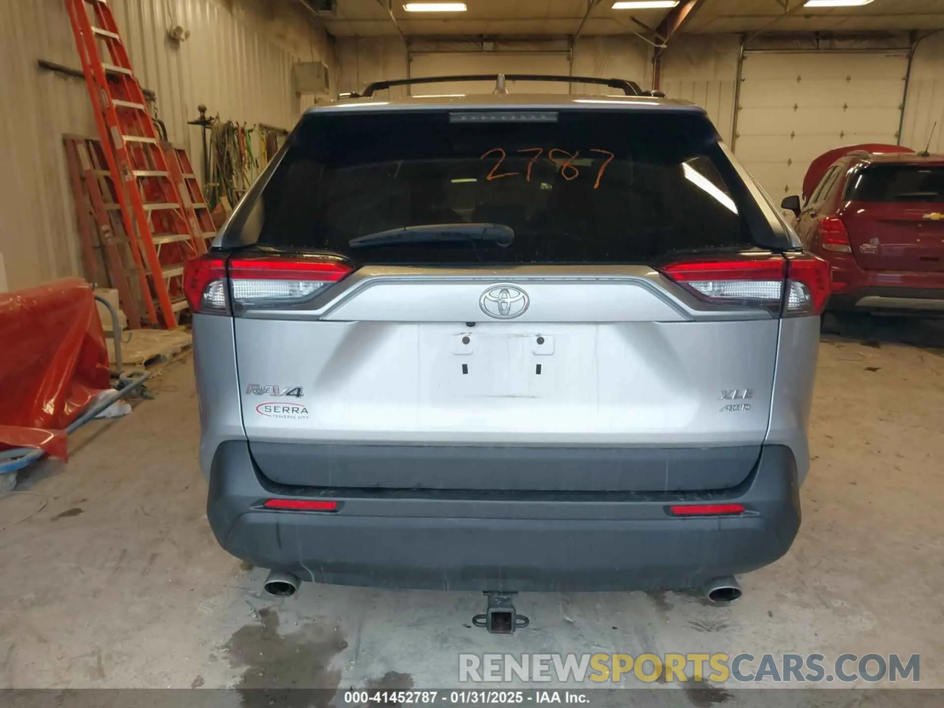 16 Photograph of a damaged car 2T3P1RFV4MC177270 TOYOTA RAV4 2021