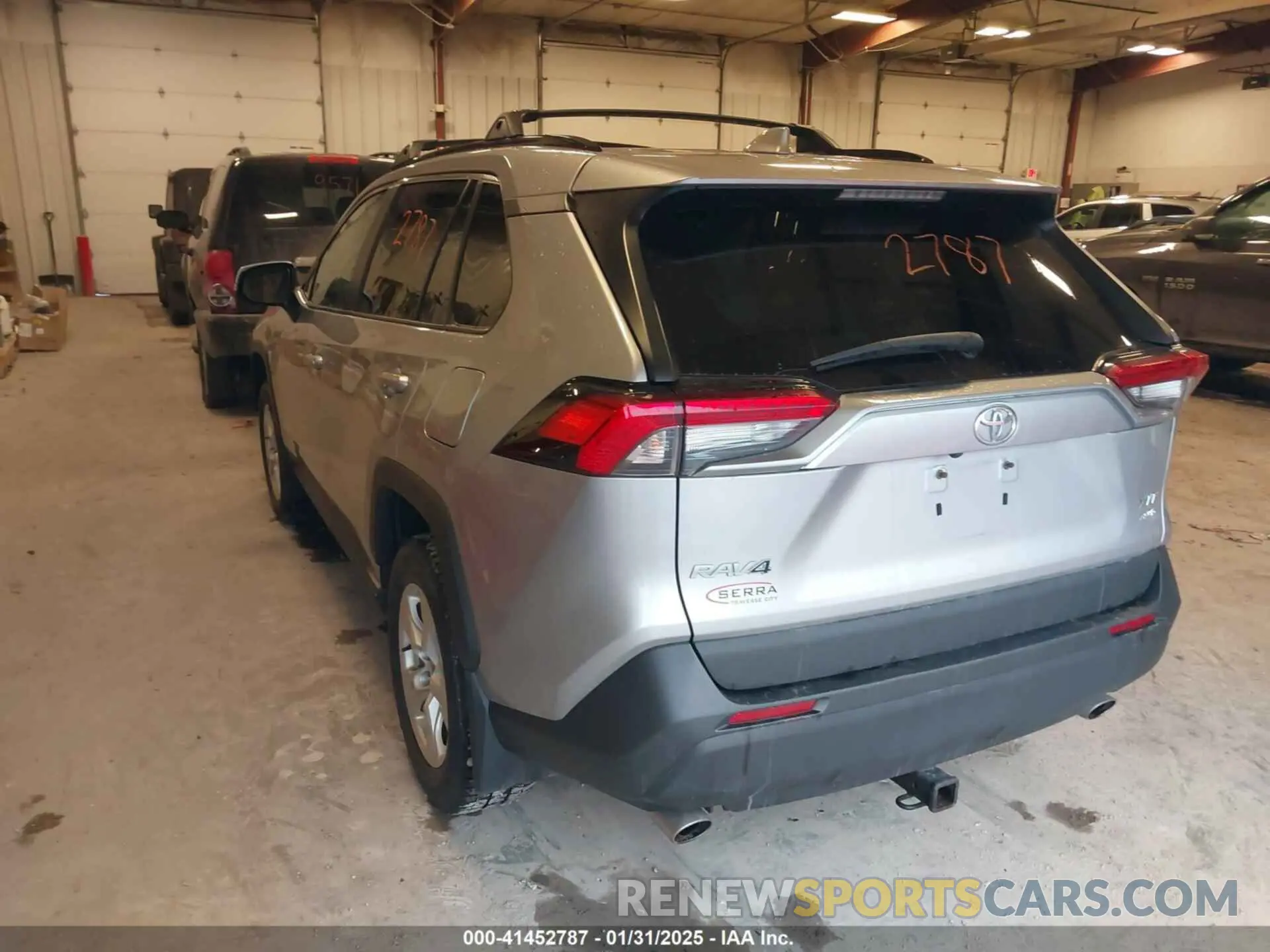 3 Photograph of a damaged car 2T3P1RFV4MC177270 TOYOTA RAV4 2021