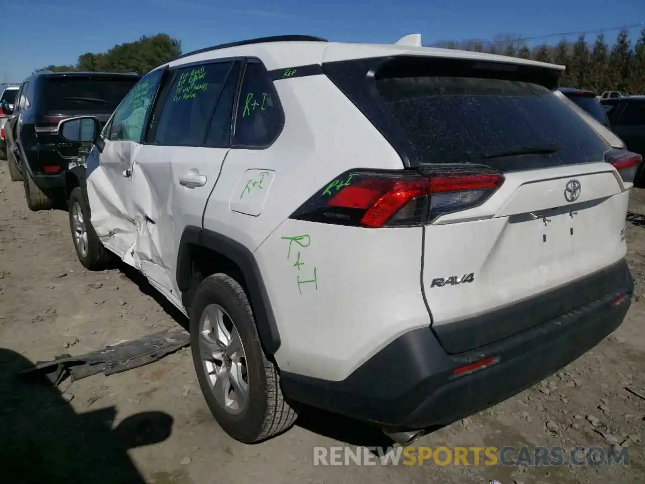 3 Photograph of a damaged car 2T3P1RFV4MC179116 TOYOTA RAV4 2021