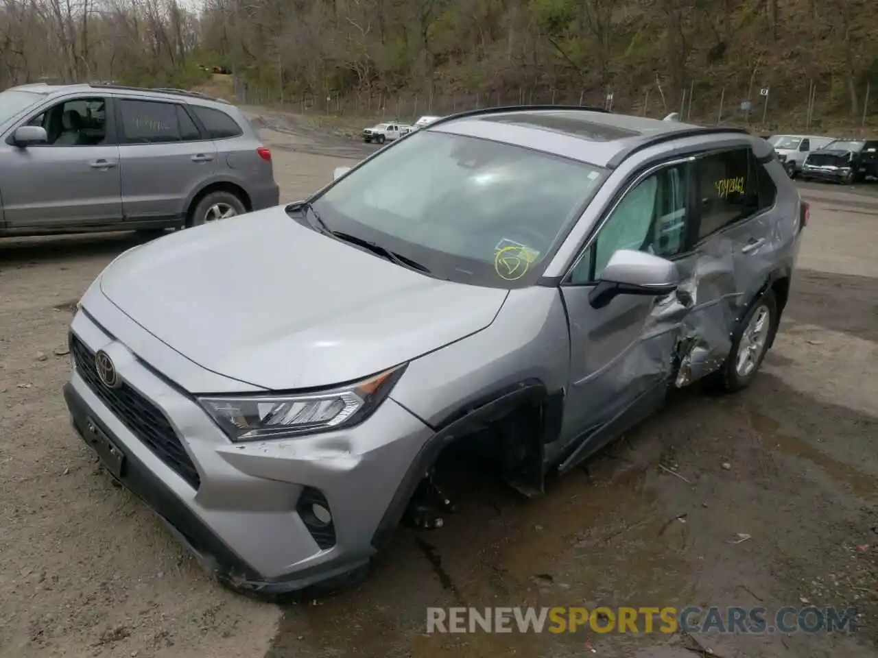 2 Photograph of a damaged car 2T3P1RFV4MC189516 TOYOTA RAV4 2021