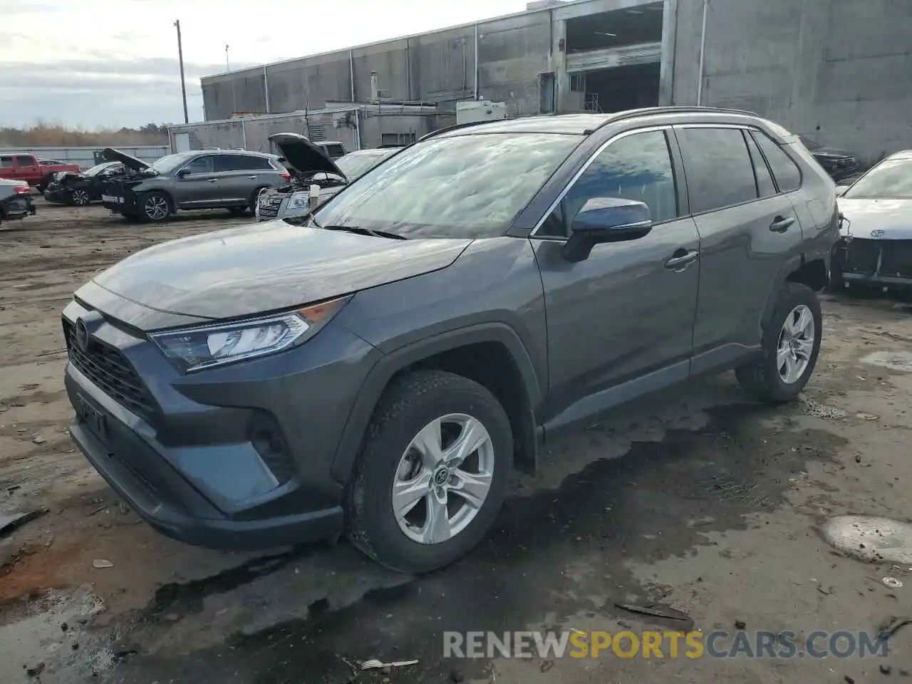 1 Photograph of a damaged car 2T3P1RFV4MC209165 TOYOTA RAV4 2021