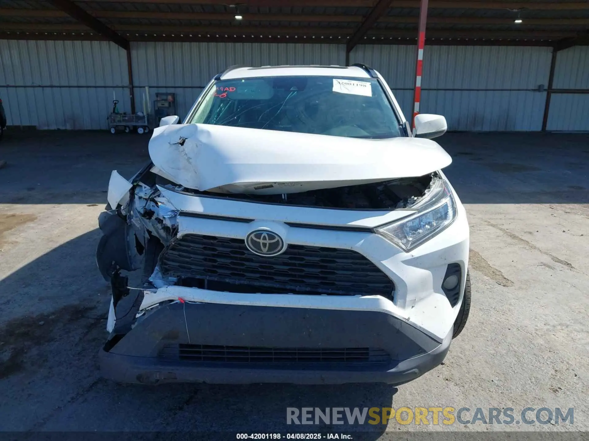 12 Photograph of a damaged car 2T3P1RFV4MC210249 TOYOTA RAV4 2021