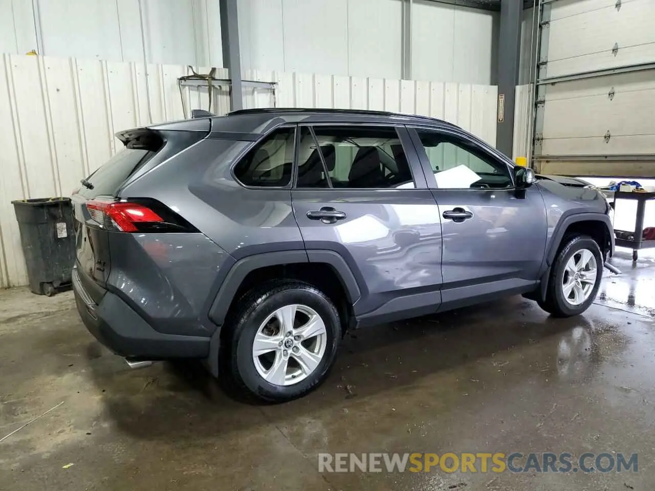 3 Photograph of a damaged car 2T3P1RFV4MC217878 TOYOTA RAV4 2021