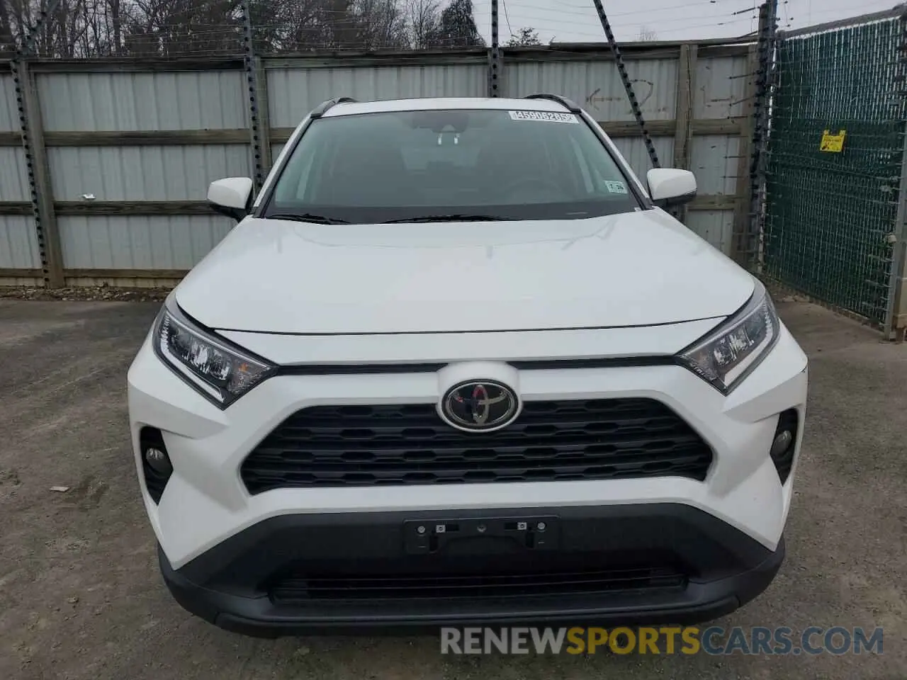 5 Photograph of a damaged car 2T3P1RFV4MC226435 TOYOTA RAV4 2021