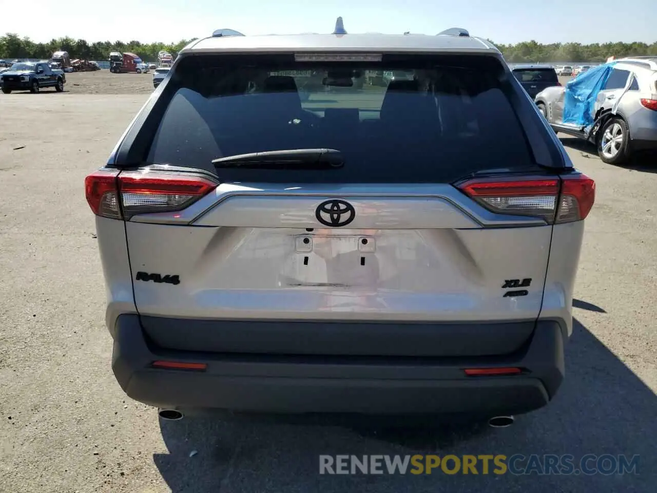 6 Photograph of a damaged car 2T3P1RFV4MC238536 TOYOTA RAV4 2021