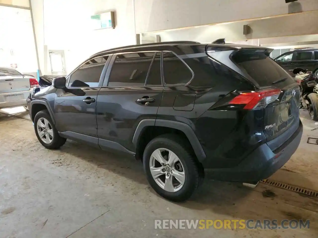 2 Photograph of a damaged car 2T3P1RFV4MC243557 TOYOTA RAV4 2021