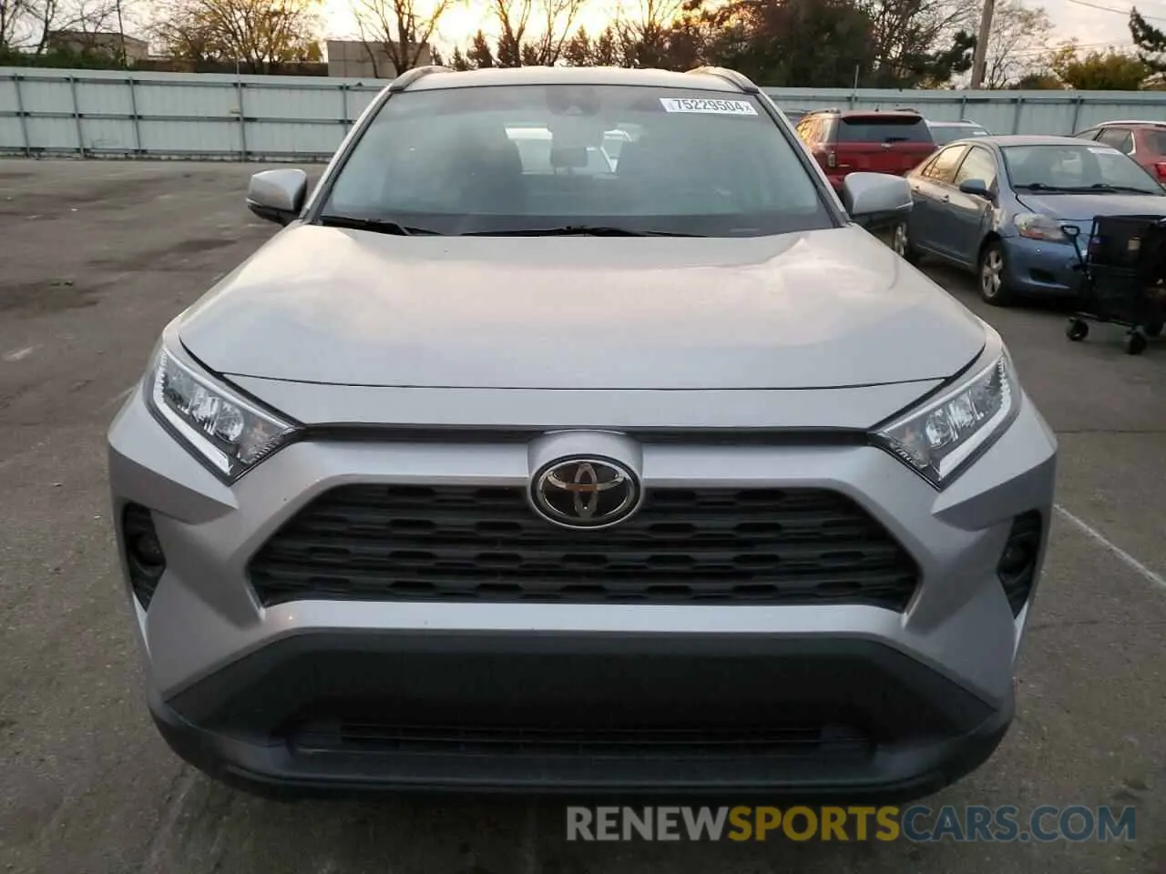 5 Photograph of a damaged car 2T3P1RFV4MC252890 TOYOTA RAV4 2021