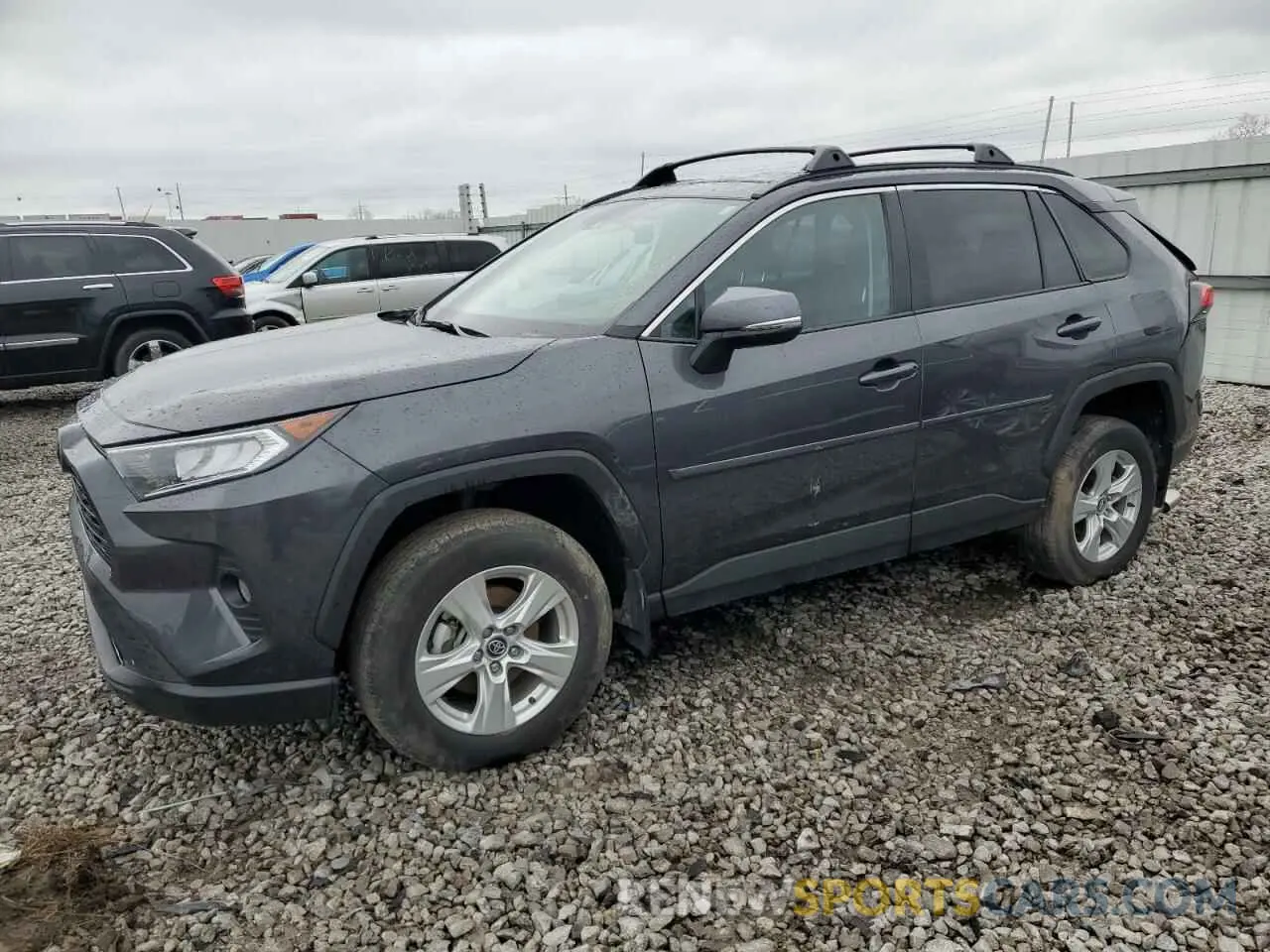 1 Photograph of a damaged car 2T3P1RFV4MW145577 TOYOTA RAV4 2021