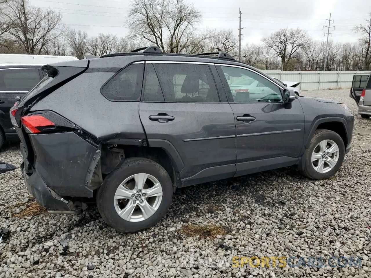 3 Photograph of a damaged car 2T3P1RFV4MW145577 TOYOTA RAV4 2021