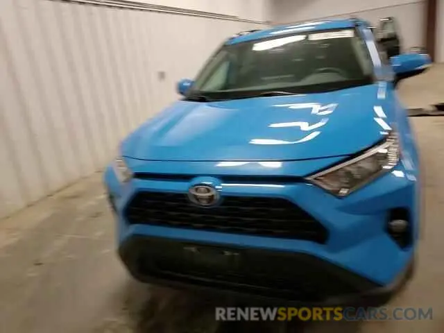 12 Photograph of a damaged car 2T3P1RFV4MW151444 TOYOTA RAV4 2021