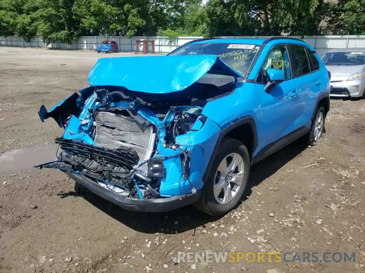 2 Photograph of a damaged car 2T3P1RFV4MW166722 TOYOTA RAV4 2021