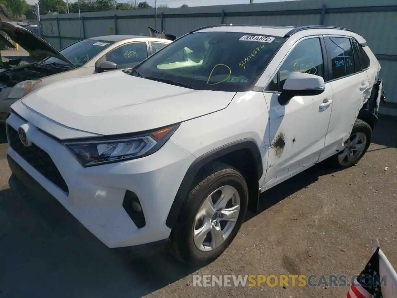 2 Photograph of a damaged car 2T3P1RFV4MW167692 TOYOTA RAV4 2021