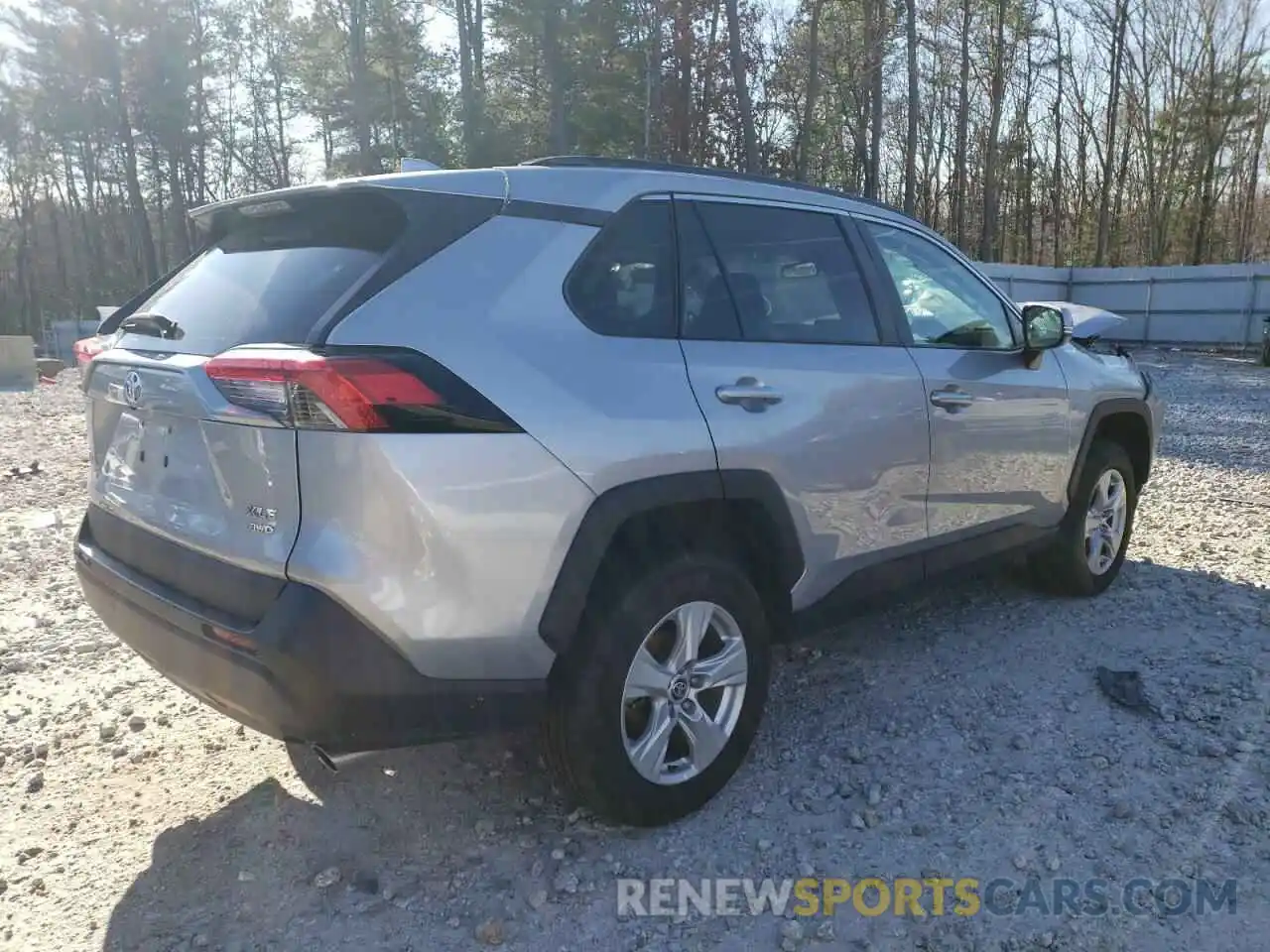 3 Photograph of a damaged car 2T3P1RFV4MW177462 TOYOTA RAV4 2021