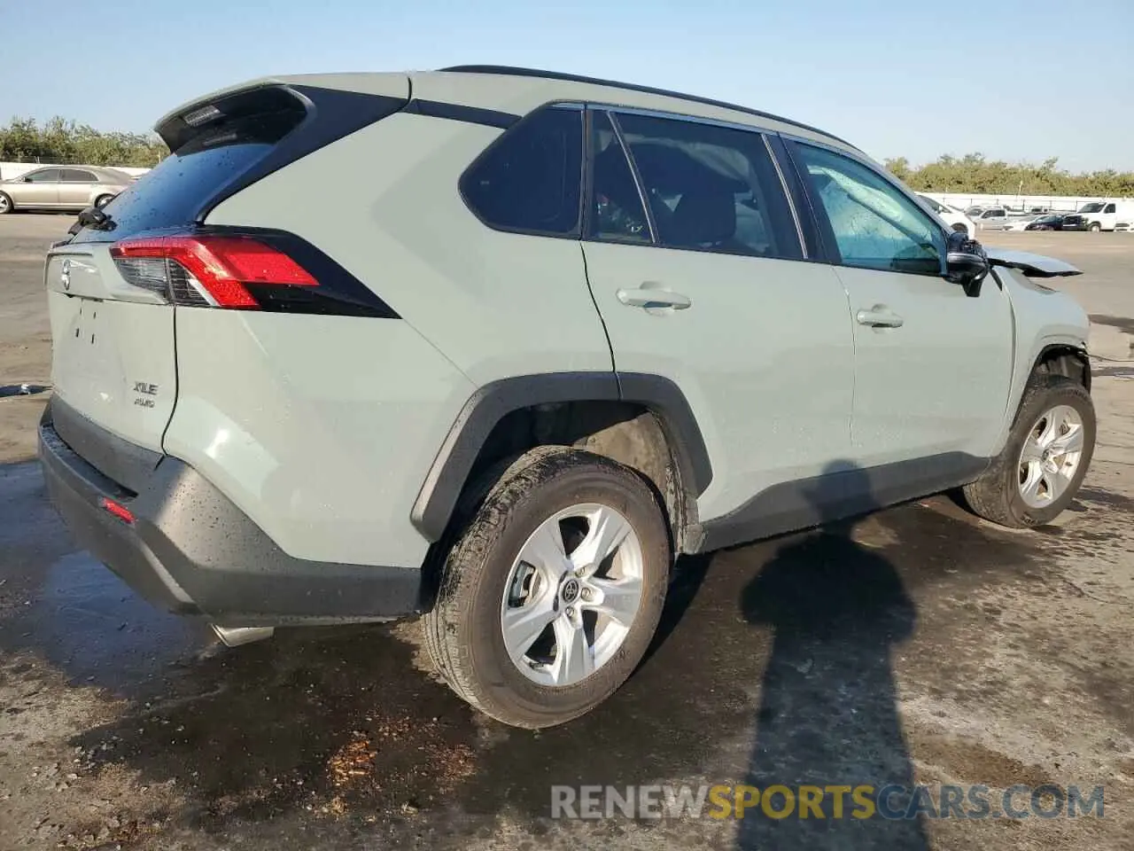 3 Photograph of a damaged car 2T3P1RFV4MW177798 TOYOTA RAV4 2021