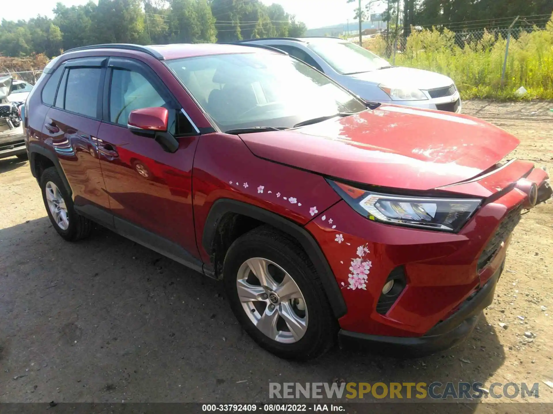 1 Photograph of a damaged car 2T3P1RFV4MW192348 TOYOTA RAV4 2021