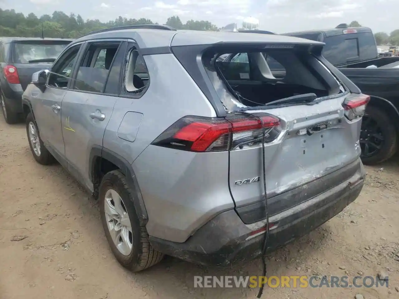 3 Photograph of a damaged car 2T3P1RFV4MW201100 TOYOTA RAV4 2021