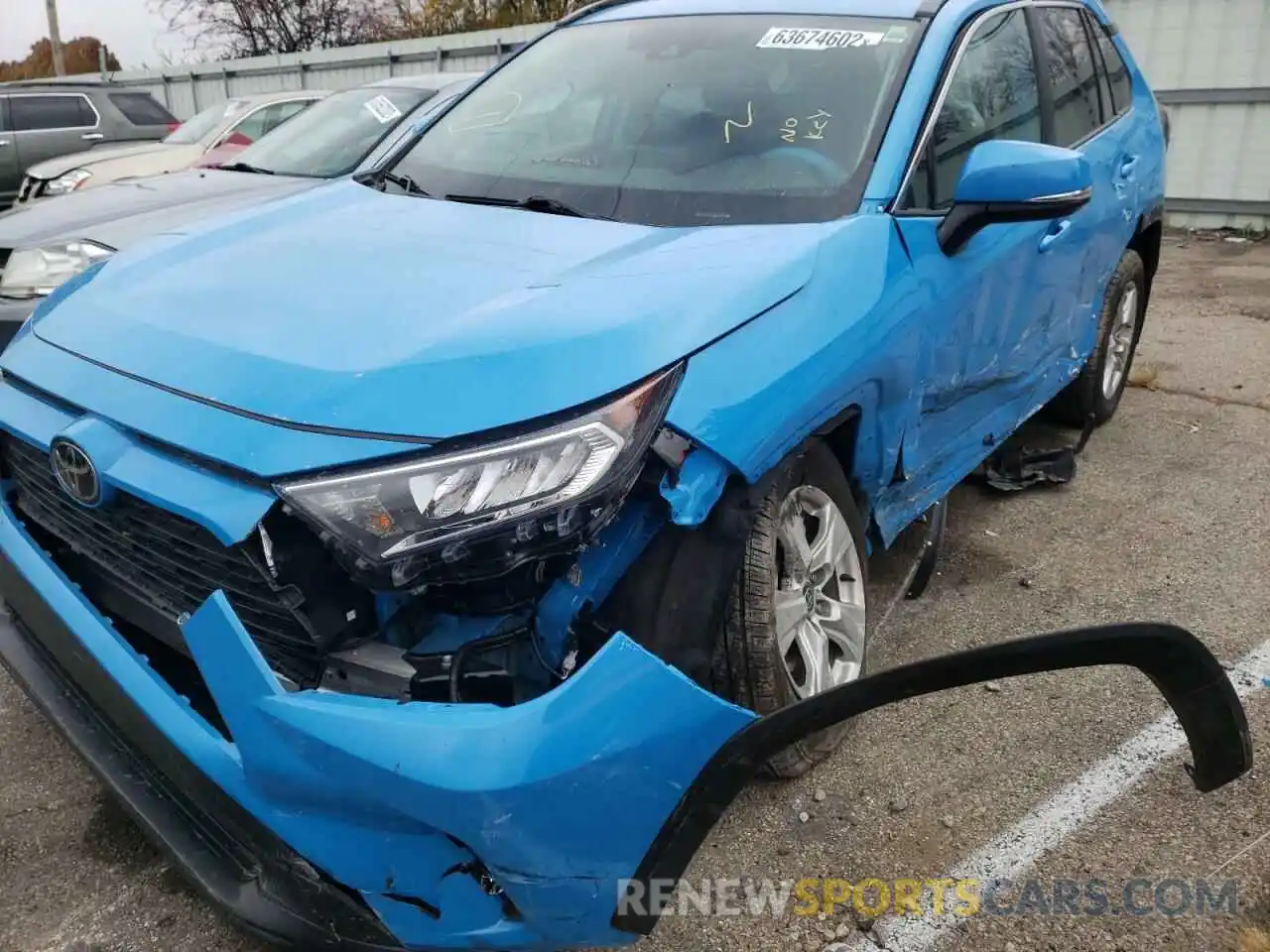 9 Photograph of a damaged car 2T3P1RFV4MW212758 TOYOTA RAV4 2021