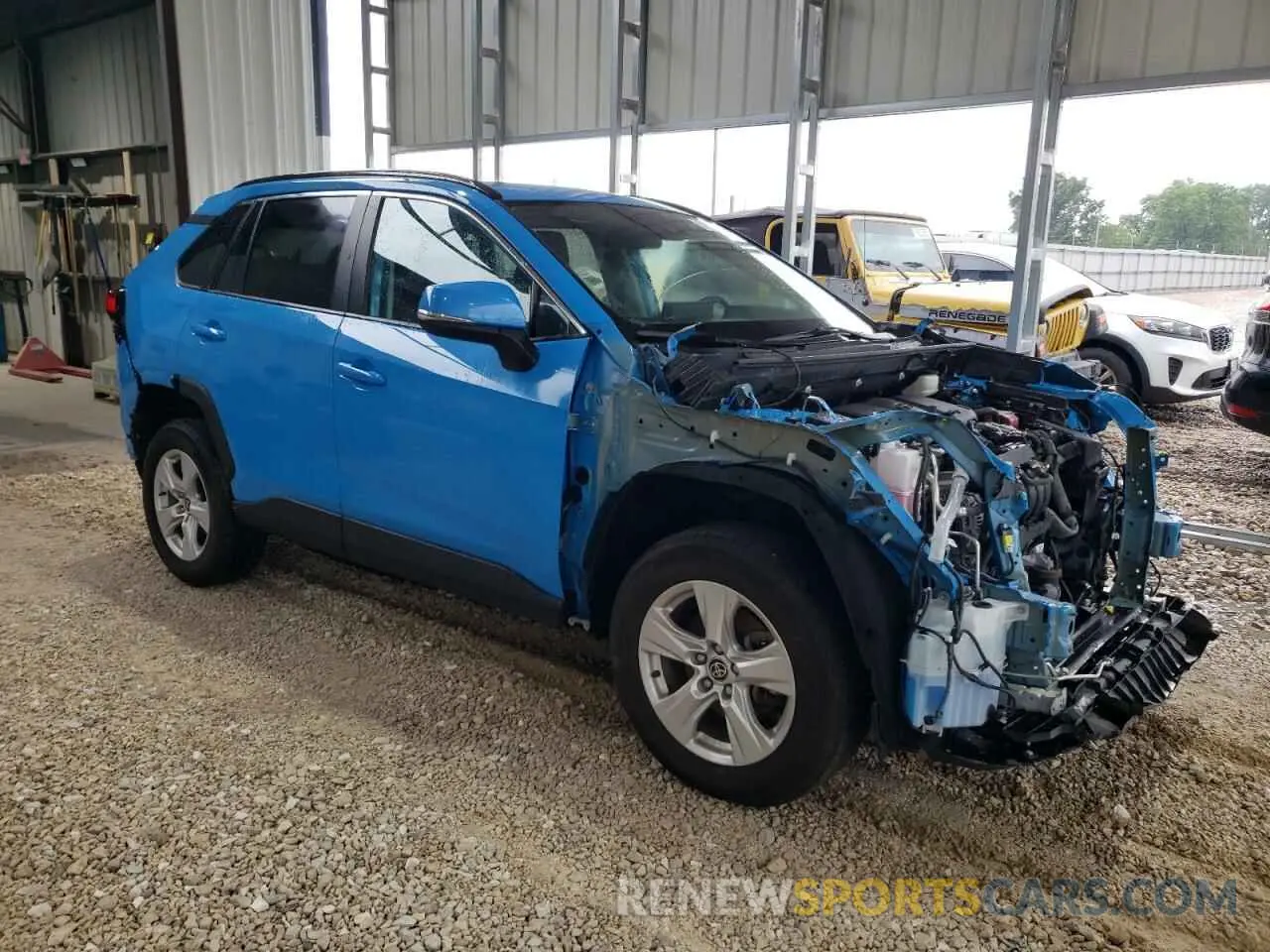 4 Photograph of a damaged car 2T3P1RFV4MW212971 TOYOTA RAV4 2021