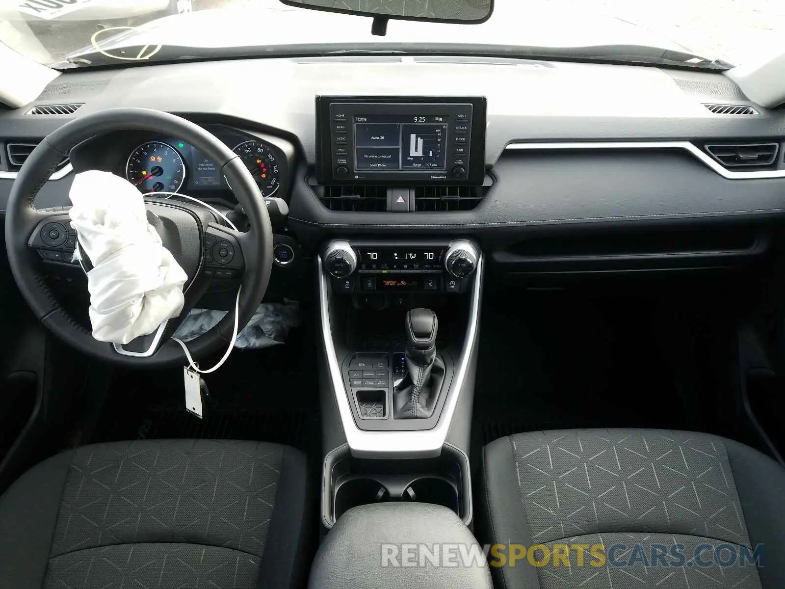 9 Photograph of a damaged car 2T3P1RFV5MC141894 TOYOTA RAV4 2021