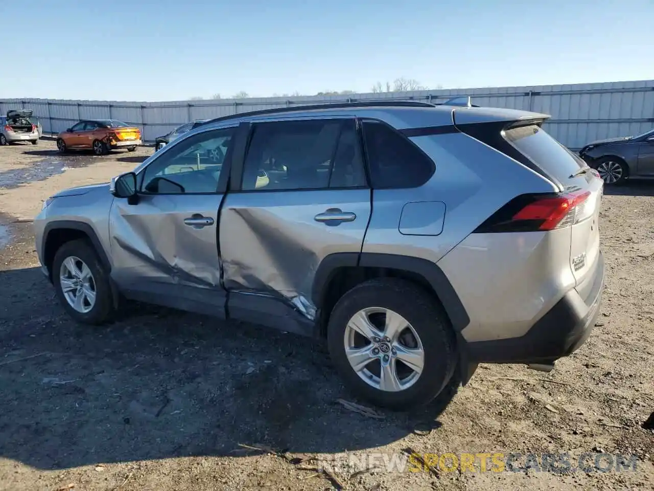 2 Photograph of a damaged car 2T3P1RFV5MC153107 TOYOTA RAV4 2021