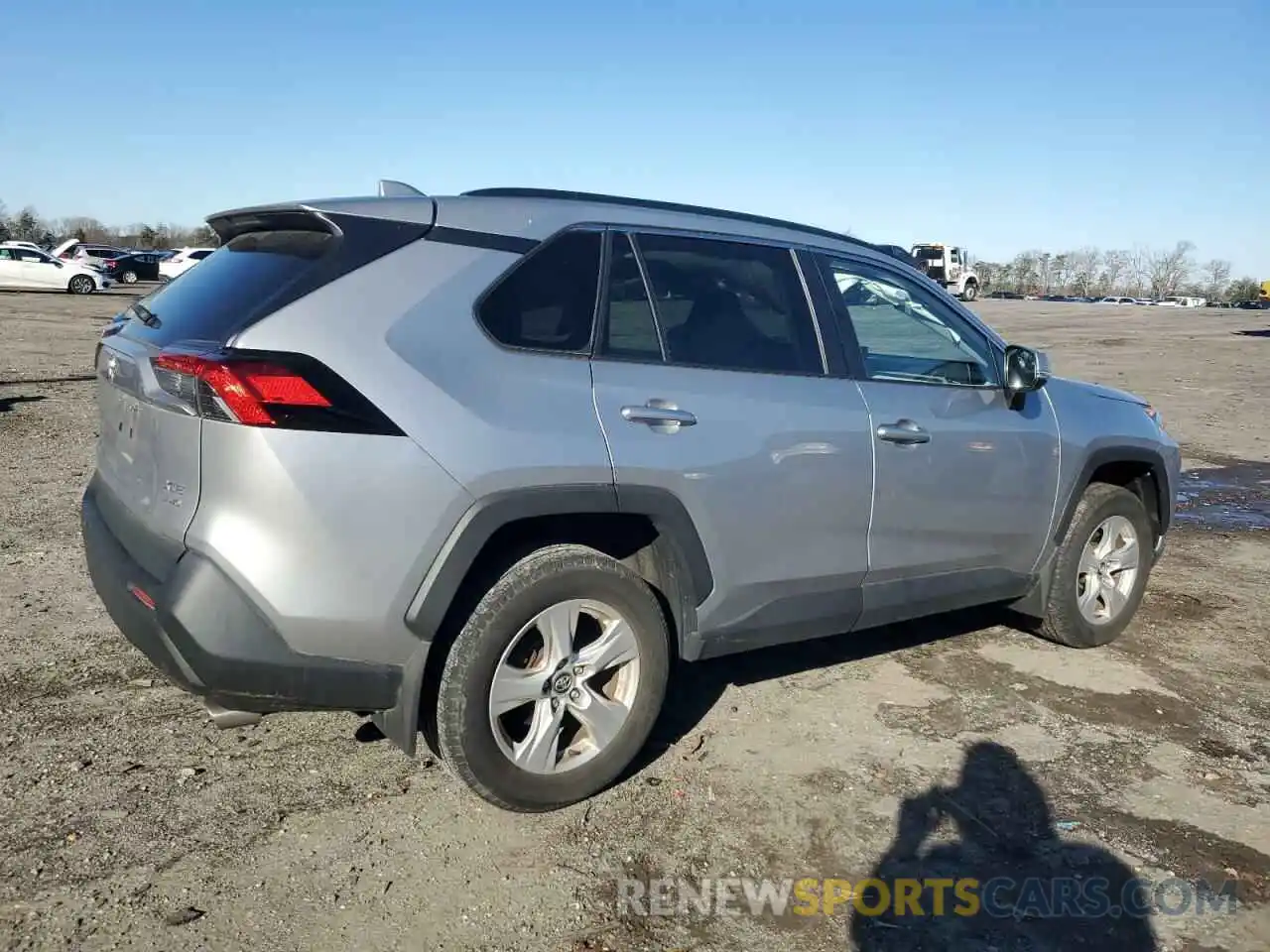 3 Photograph of a damaged car 2T3P1RFV5MC153107 TOYOTA RAV4 2021