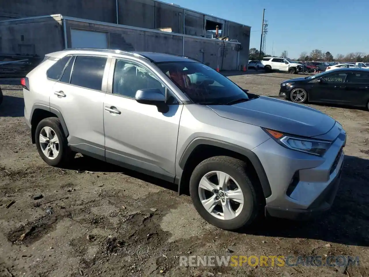 4 Photograph of a damaged car 2T3P1RFV5MC153107 TOYOTA RAV4 2021