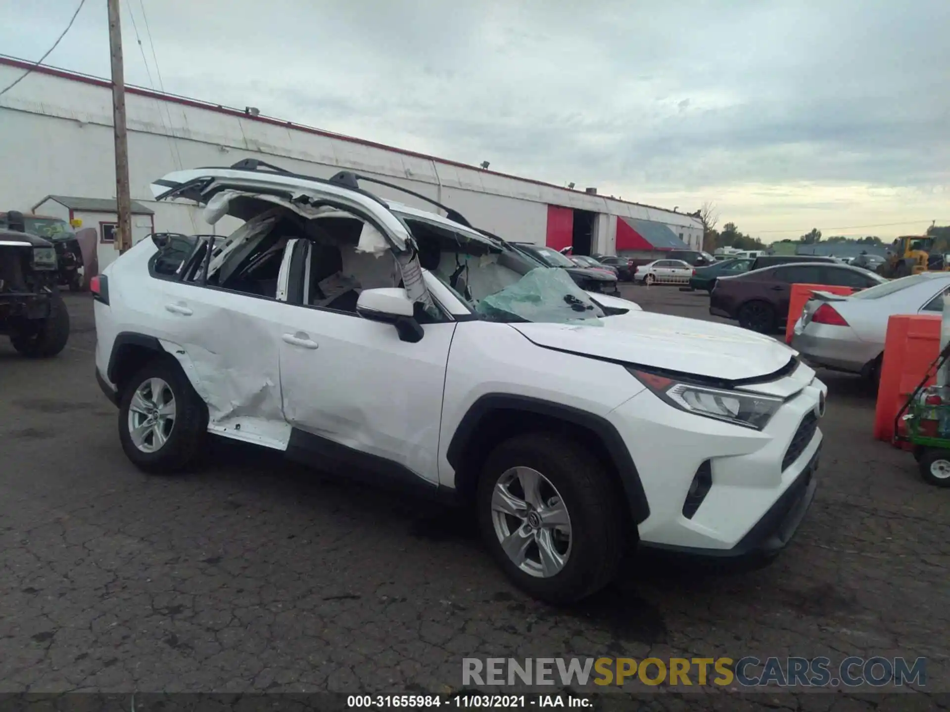 1 Photograph of a damaged car 2T3P1RFV5MC158159 TOYOTA RAV4 2021