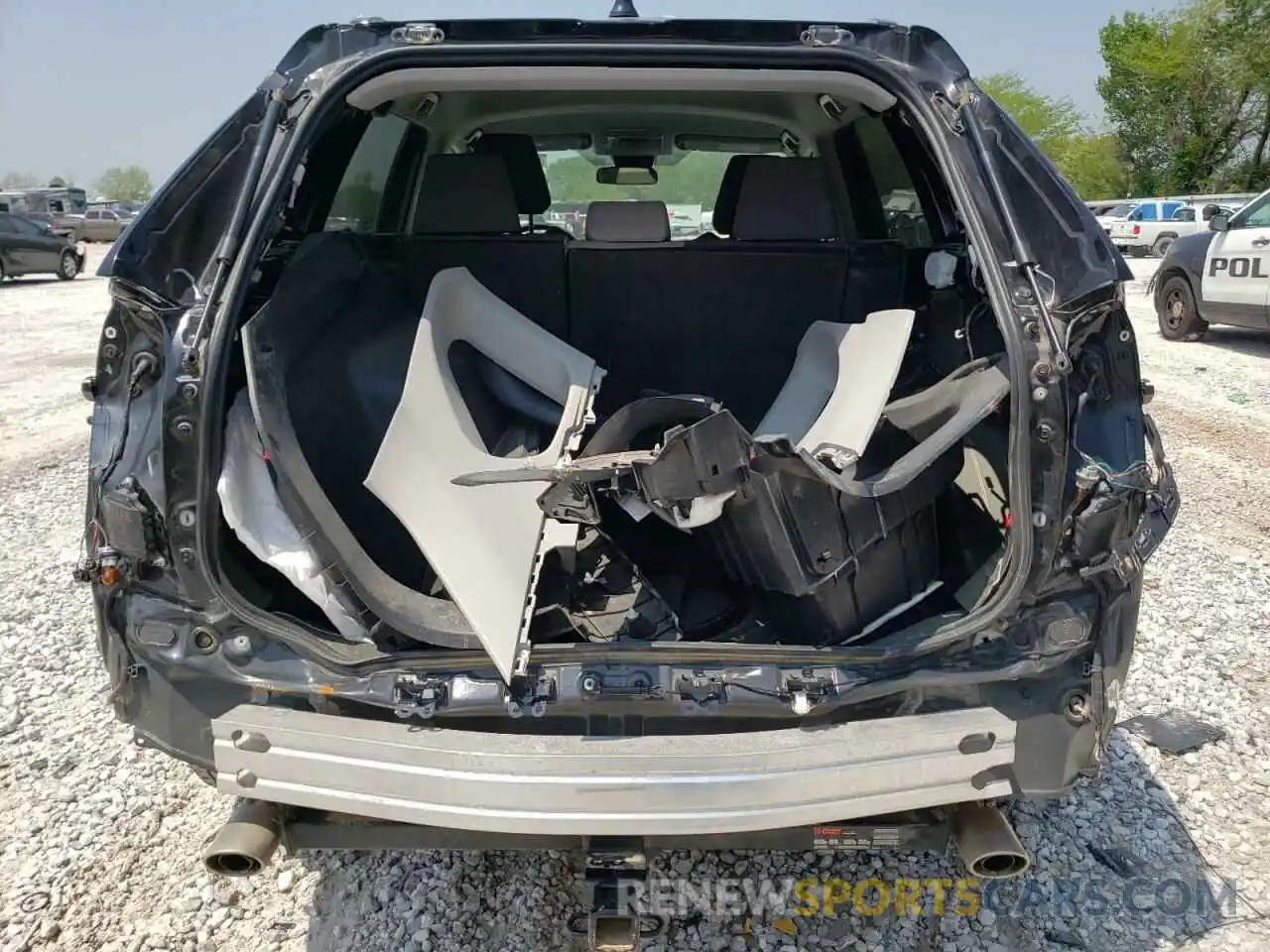 9 Photograph of a damaged car 2T3P1RFV5MC169629 TOYOTA RAV4 2021