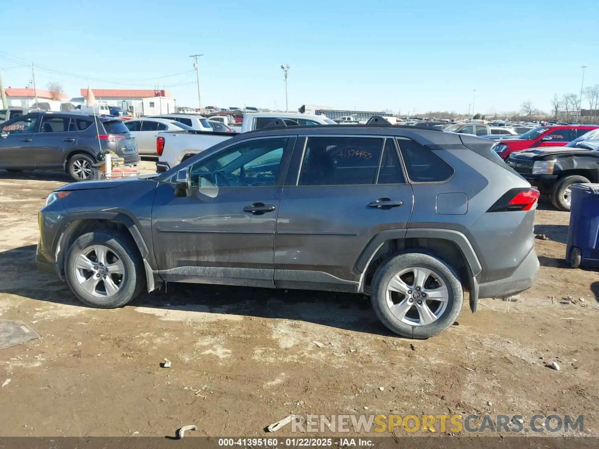 14 Photograph of a damaged car 2T3P1RFV5MC179500 TOYOTA RAV4 2021