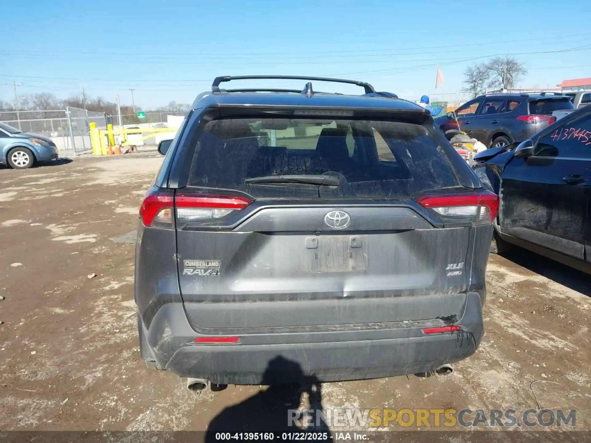 16 Photograph of a damaged car 2T3P1RFV5MC179500 TOYOTA RAV4 2021