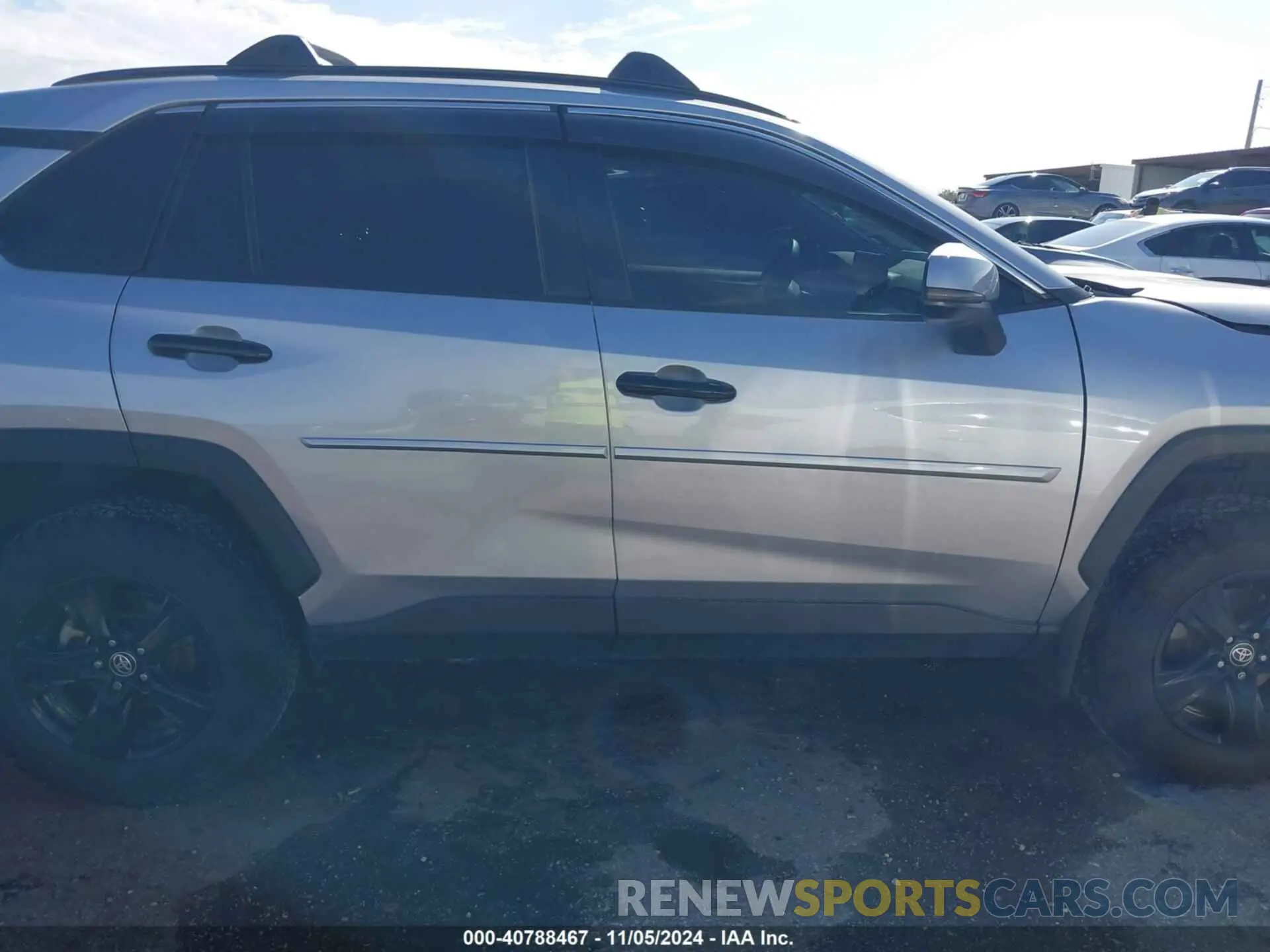 13 Photograph of a damaged car 2T3P1RFV5MC199438 TOYOTA RAV4 2021