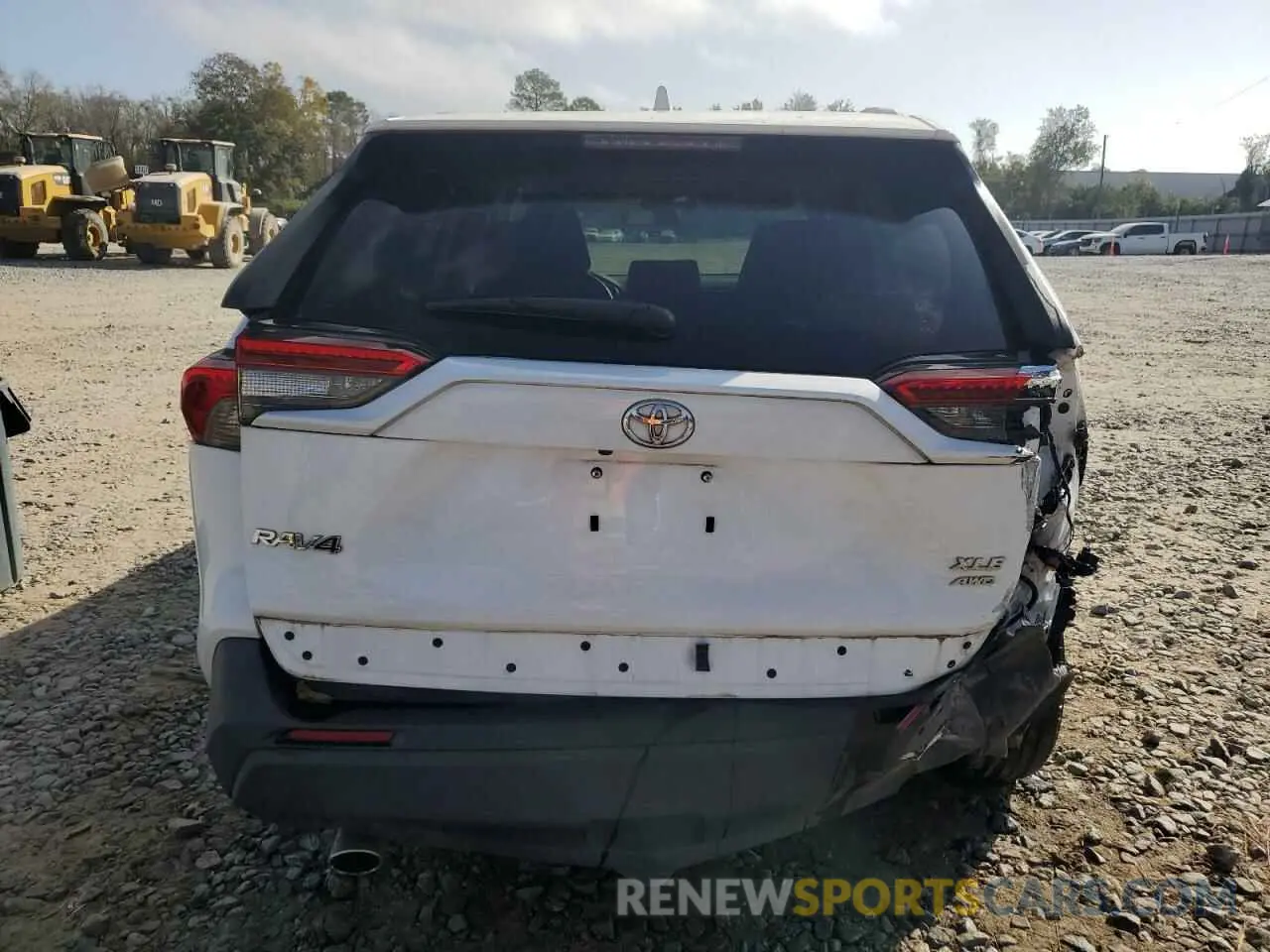 6 Photograph of a damaged car 2T3P1RFV5MC228615 TOYOTA RAV4 2021