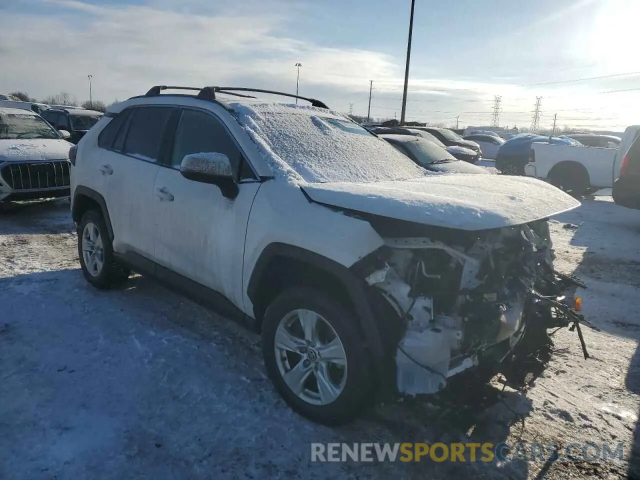 4 Photograph of a damaged car 2T3P1RFV5MC239436 TOYOTA RAV4 2021