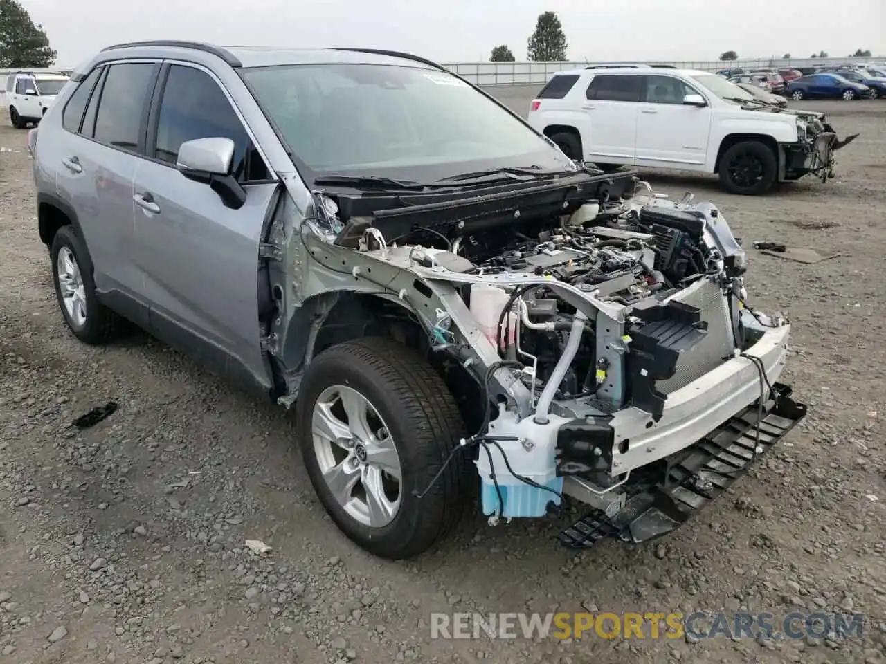 1 Photograph of a damaged car 2T3P1RFV5MC241980 TOYOTA RAV4 2021