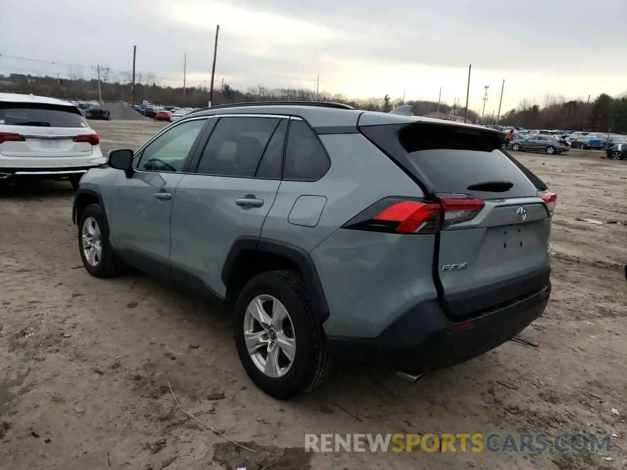 2 Photograph of a damaged car 2T3P1RFV5MW142834 TOYOTA RAV4 2021