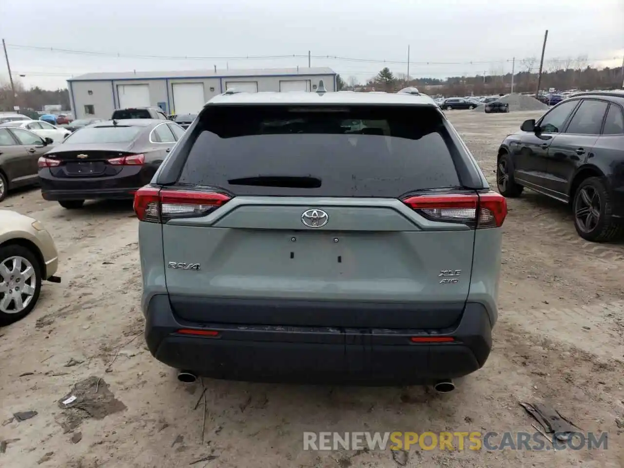 6 Photograph of a damaged car 2T3P1RFV5MW142834 TOYOTA RAV4 2021