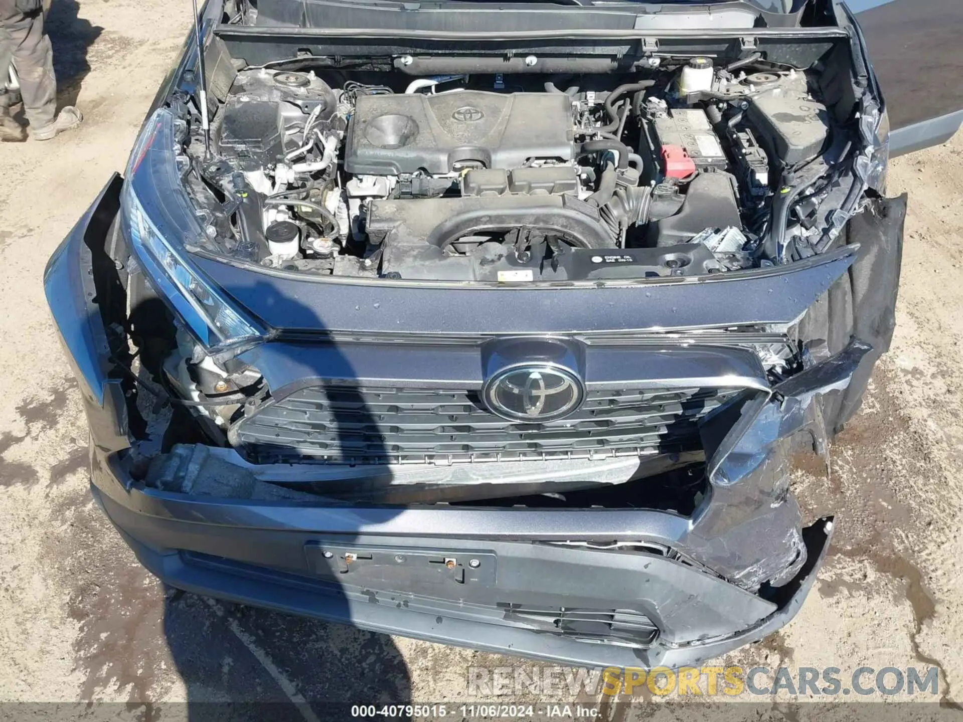 10 Photograph of a damaged car 2T3P1RFV5MW143255 TOYOTA RAV4 2021