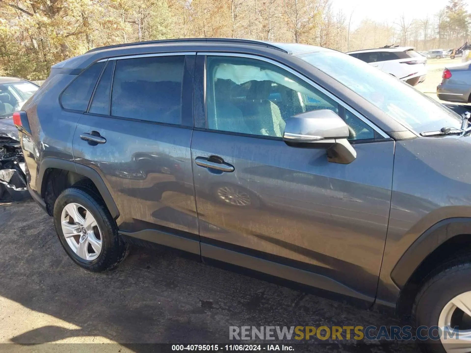 13 Photograph of a damaged car 2T3P1RFV5MW143255 TOYOTA RAV4 2021