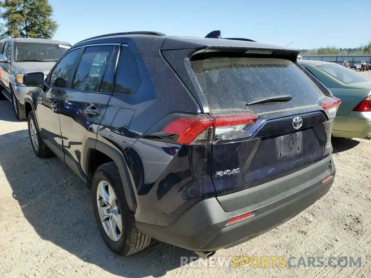 3 Photograph of a damaged car 2T3P1RFV5MW162713 TOYOTA RAV4 2021