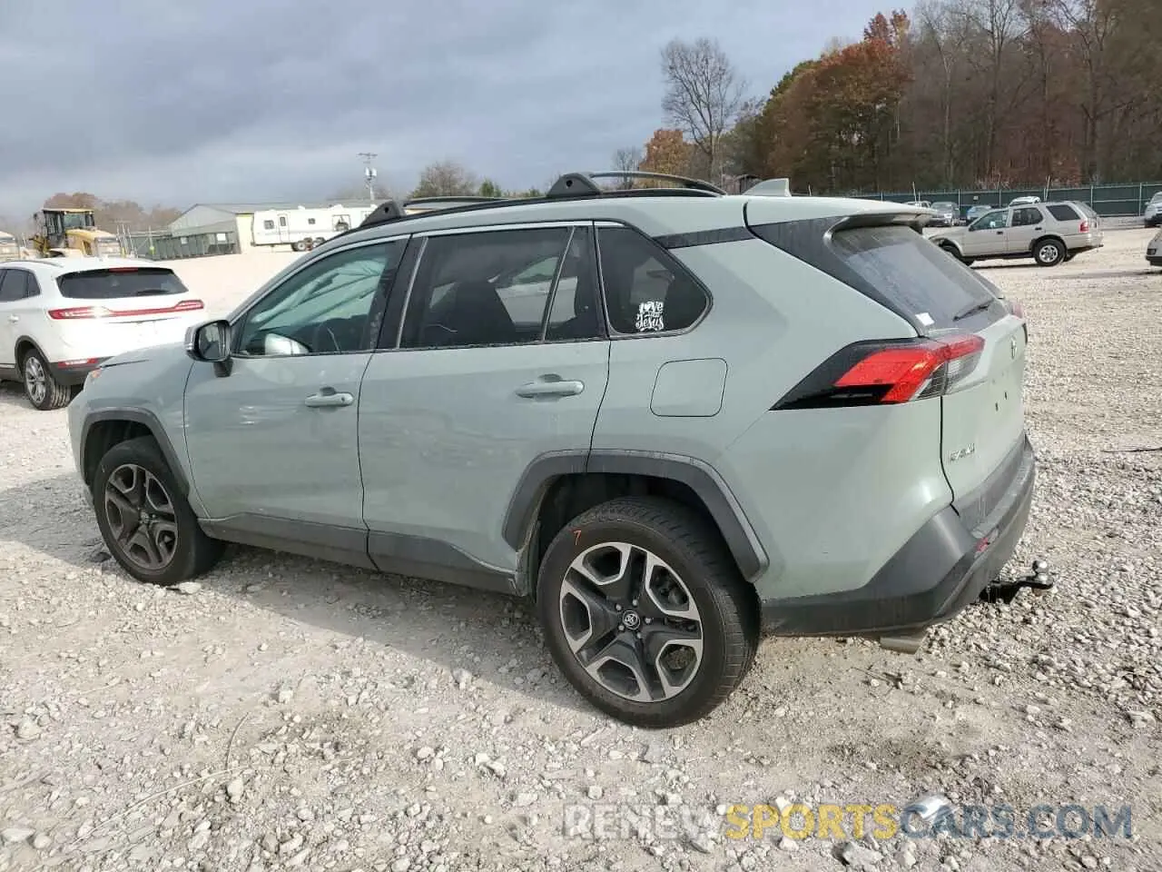 2 Photograph of a damaged car 2T3P1RFV5MW172268 TOYOTA RAV4 2021